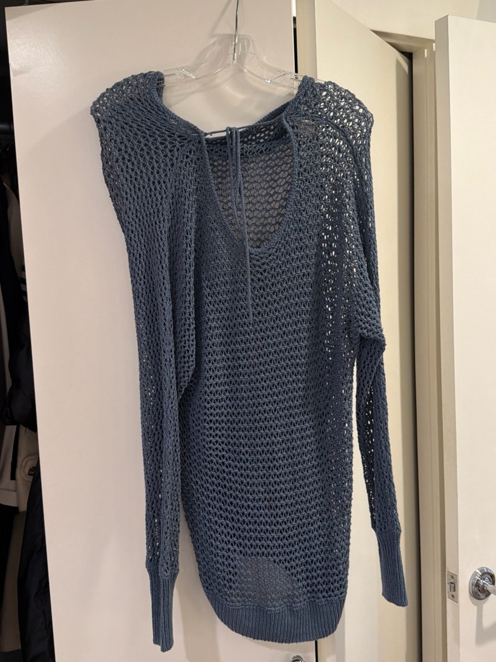 White + Warren Open-Knit V-Neck Sweater in Slate Blue